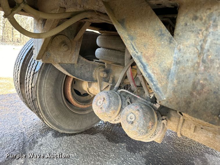 image for item DO3196 1998 East End Dump end dump trailer