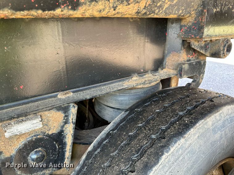 image for item DO3196 1998 East End Dump end dump trailer