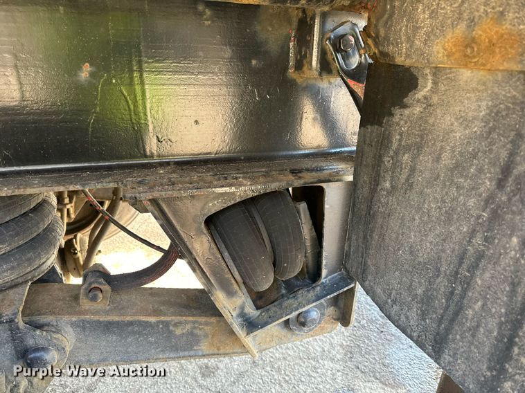 image for item DO3196 1998 East End Dump end dump trailer