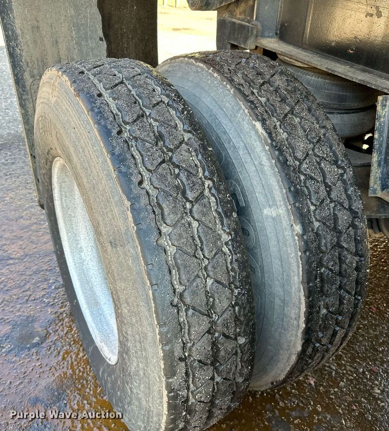 image for item DO3196 1998 East End Dump end dump trailer