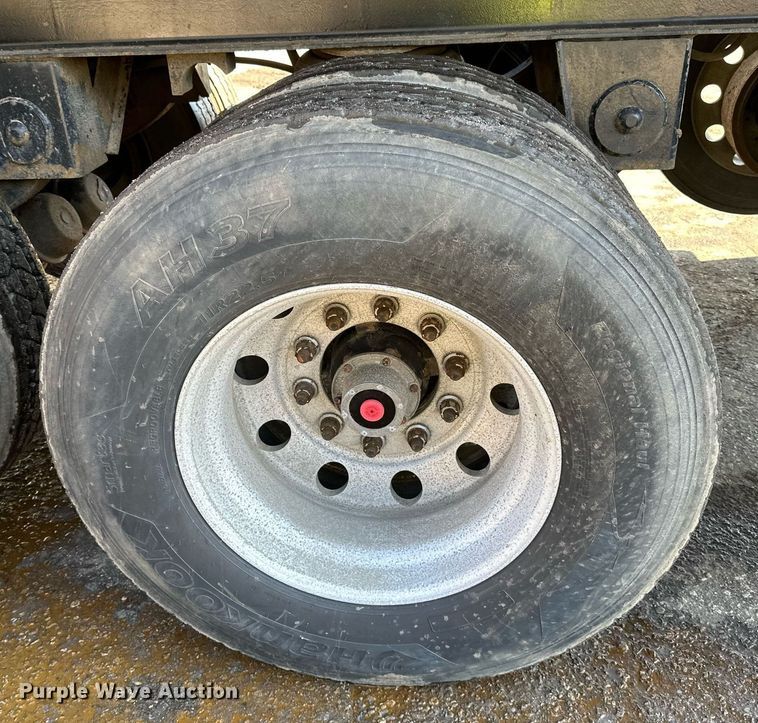 image for item DO3196 1998 East End Dump end dump trailer