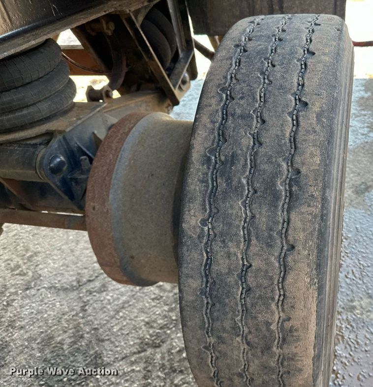 image for item DO3196 1998 East End Dump end dump trailer