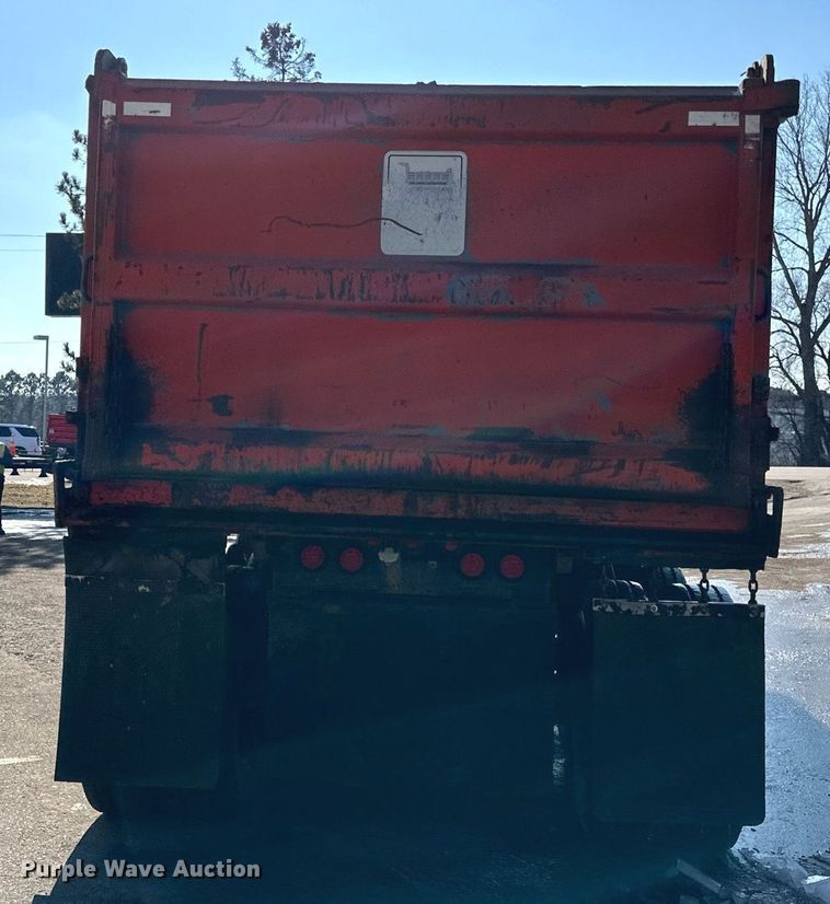 image for item DO3197 2006 Schien  29SD end dump trailer