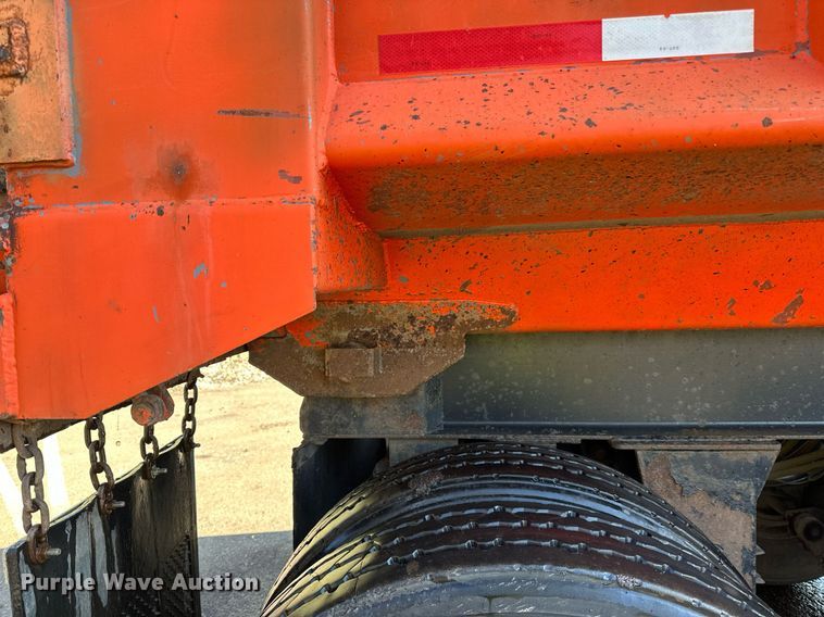 image for item DO3197 2006 Schien  29SD end dump trailer