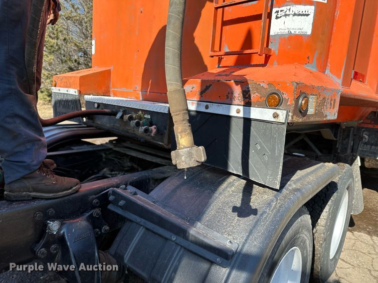 image for item DO3197 2006 Schien  29SD end dump trailer