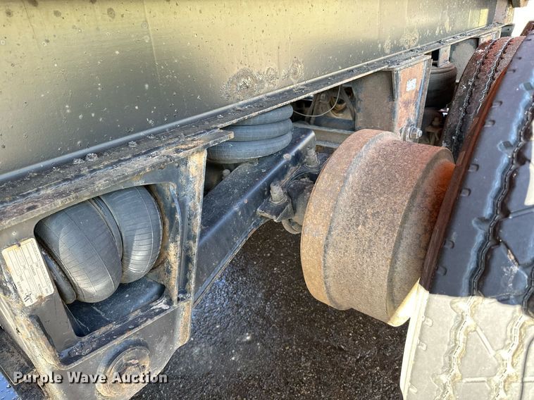 image for item DO3197 2006 Schien  29SD end dump trailer