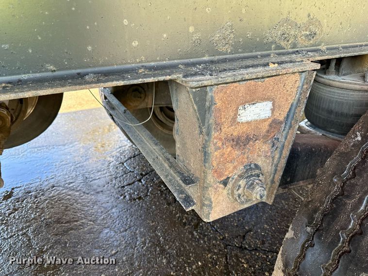 image for item DO3197 2006 Schien  29SD end dump trailer