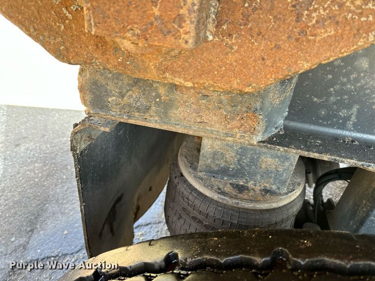 image for item DO3197 2006 Schien  29SD end dump trailer