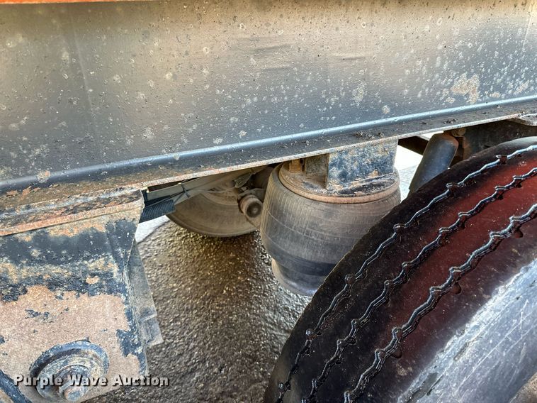 image for item DO3197 2006 Schien  29SD end dump trailer