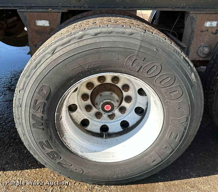 image for item DO3197 2006 Schien  29SD end dump trailer