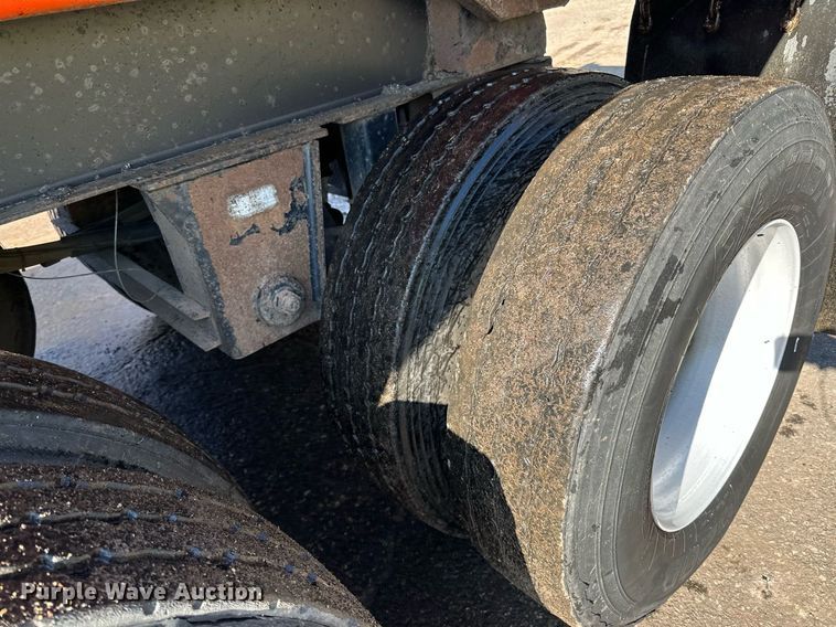 image for item DO3197 2006 Schien  29SD end dump trailer