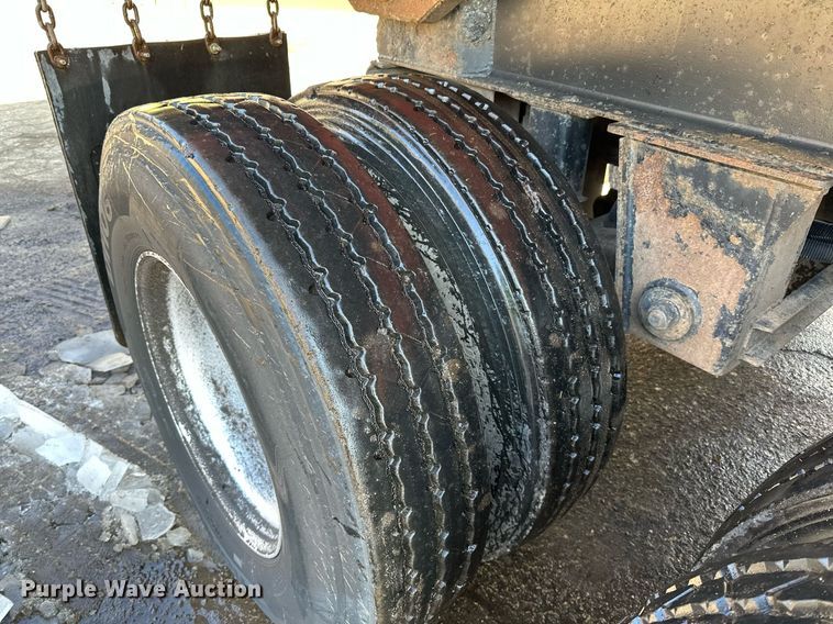 image for item DO3197 2006 Schien  29SD end dump trailer