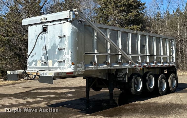 image for item DO3198 1995 East end dump trailer