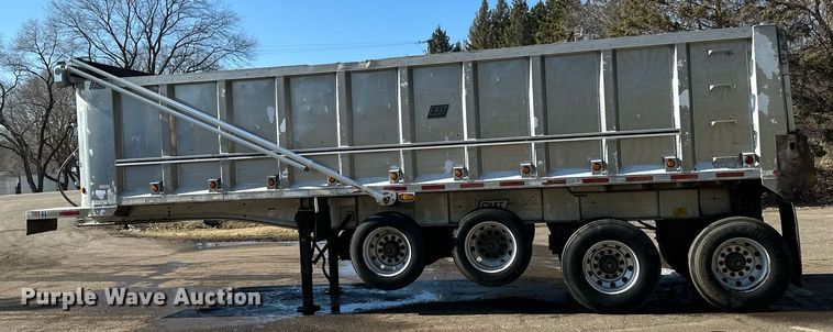 image for item DO3198 1995 East end dump trailer