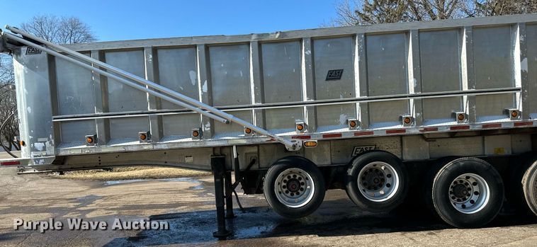 image for item DO3198 1995 East end dump trailer