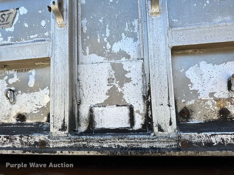 image for item DO3198 1995 East end dump trailer