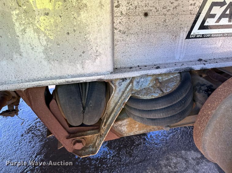 image for item DO3198 1995 East end dump trailer