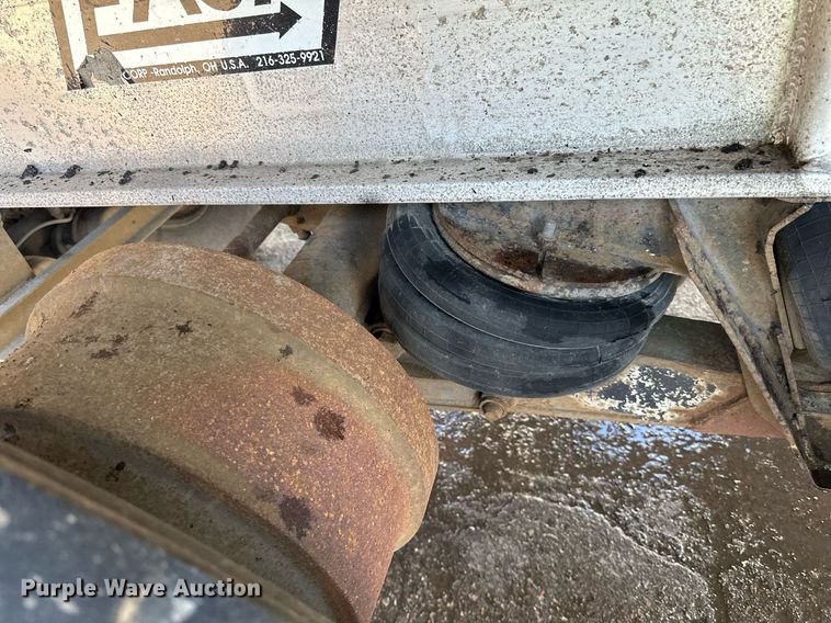 image for item DO3198 1995 East end dump trailer