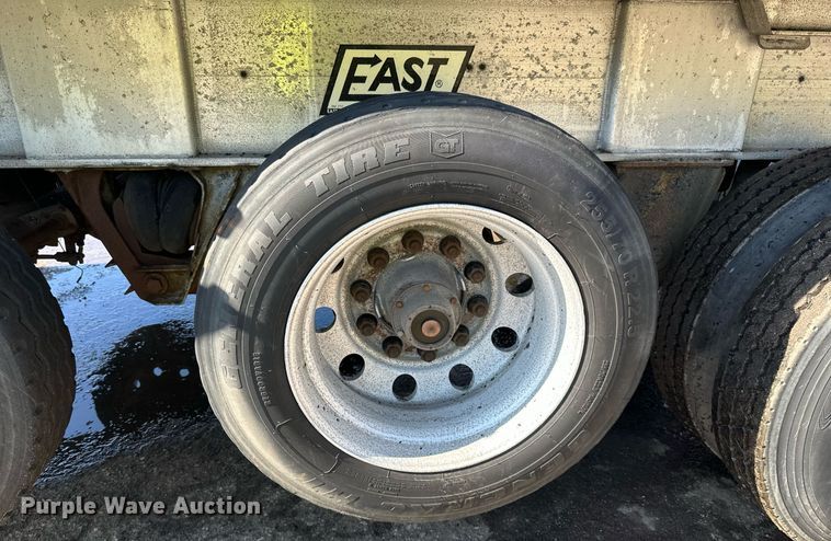 image for item DO3198 1995 East end dump trailer