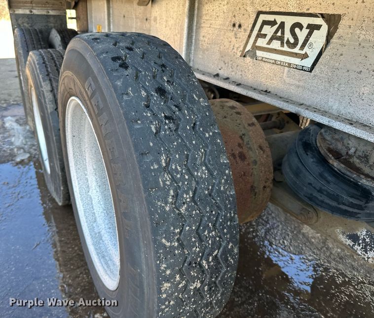 image for item DO3198 1995 East end dump trailer