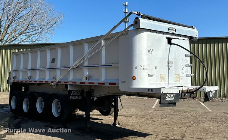 image for item DO3199 1998 East end dump trailer