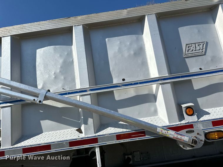 image for item DO3199 1998 East end dump trailer