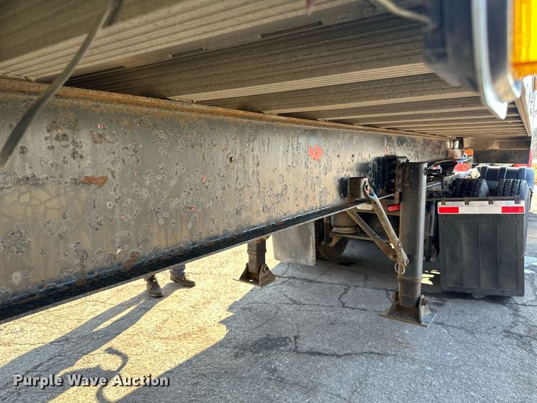 image for item DO3200 1997 East end dump trailer