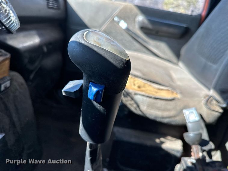 image for item DO3201 1993 Ford  L9000 dump truck