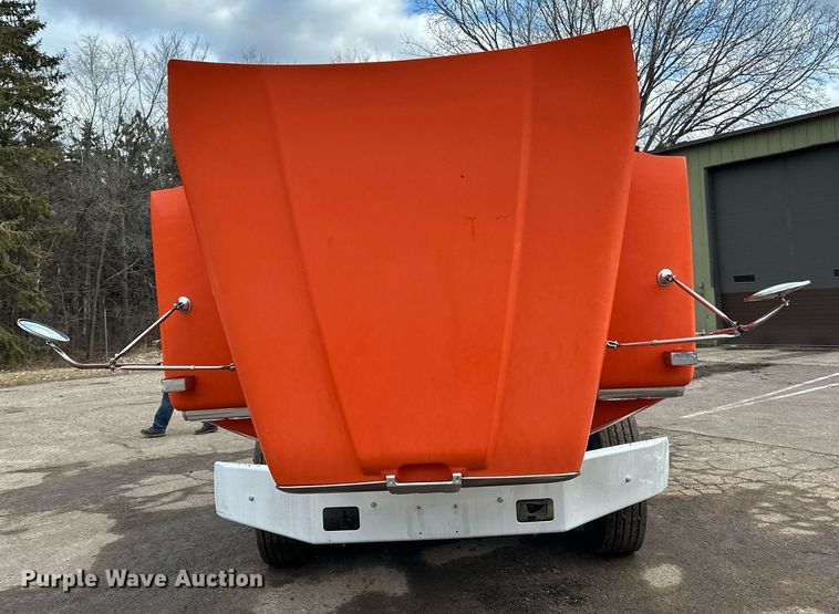 image for item DO3203 2002 Western Star 4900 semi truck