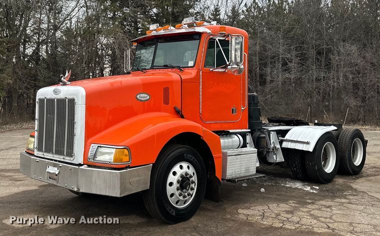 image for item DO3204 1998 Peterbilt  377 semi truck