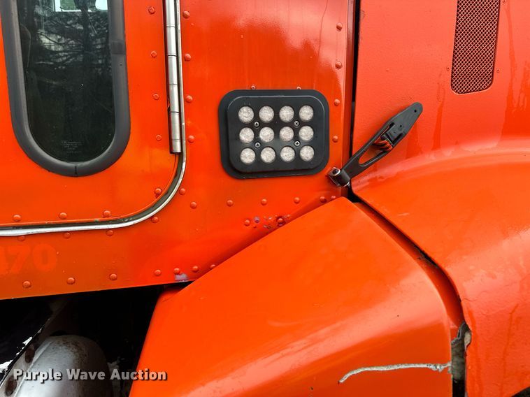 image for item DO3204 1998 Peterbilt  377 semi truck