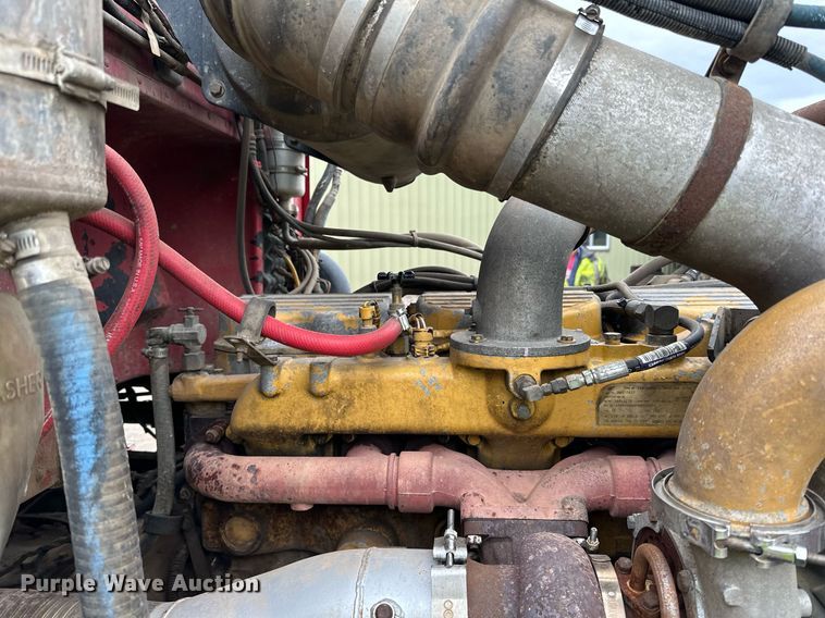 image for item DO3205 1998 Peterbilt  377 semi truck