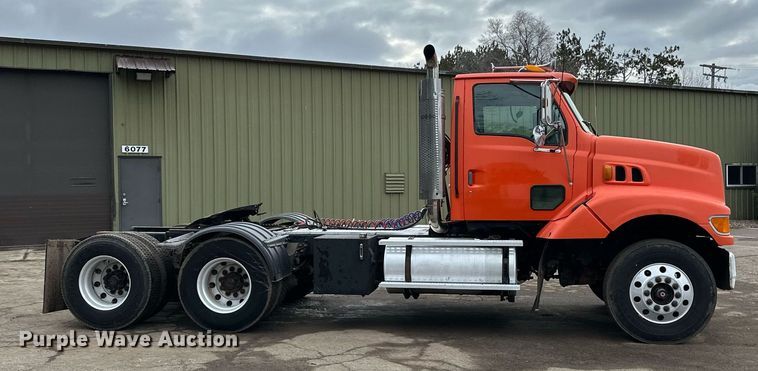 image for item DO3206 1999 Sterling LT9511 semi truck