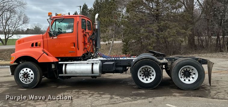 image for item DO3206 1999 Sterling LT9511 semi truck