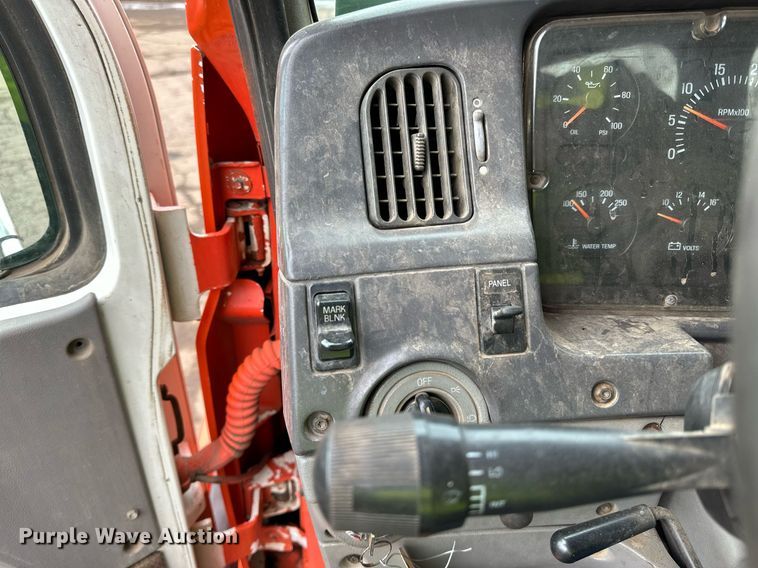 image for item DO3206 1999 Sterling LT9511 semi truck