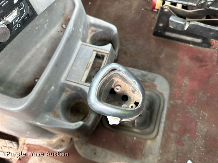 image for item DO3206 1999 Sterling LT9511 semi truck