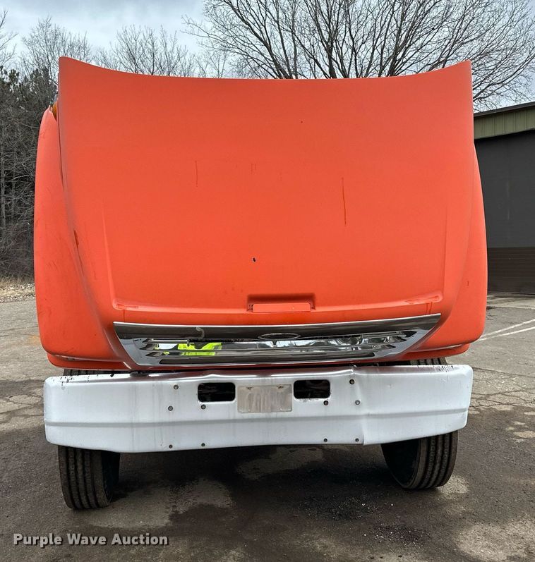 image for item DO3206 1999 Sterling LT9511 semi truck