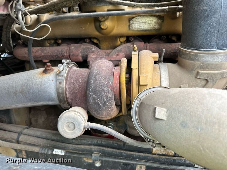 image for item DO3206 1999 Sterling LT9511 semi truck