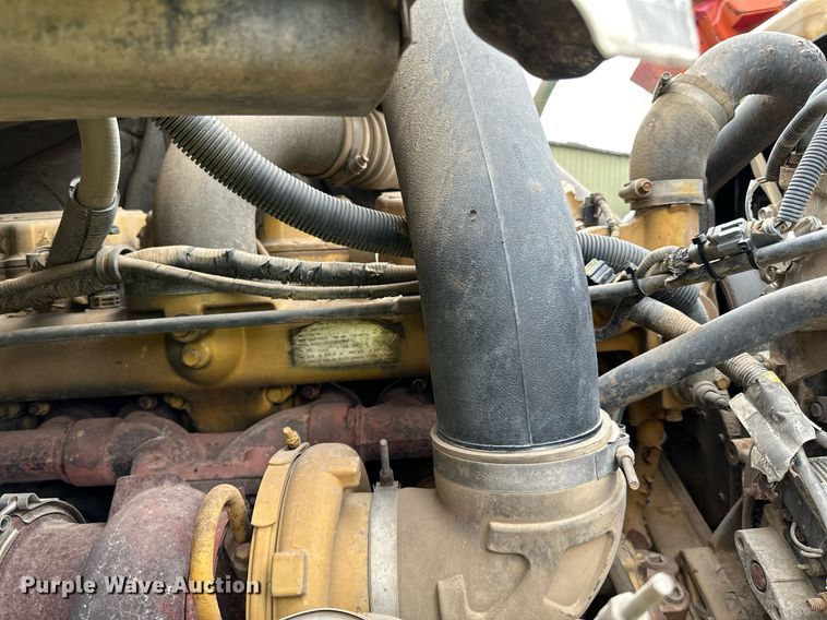 image for item DO3206 1999 Sterling LT9511 semi truck