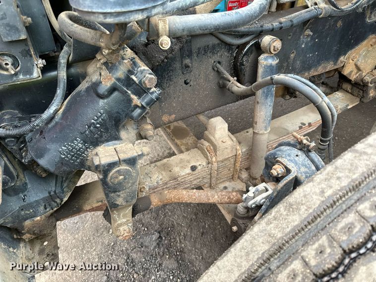 image for item DO3206 1999 Sterling LT9511 semi truck