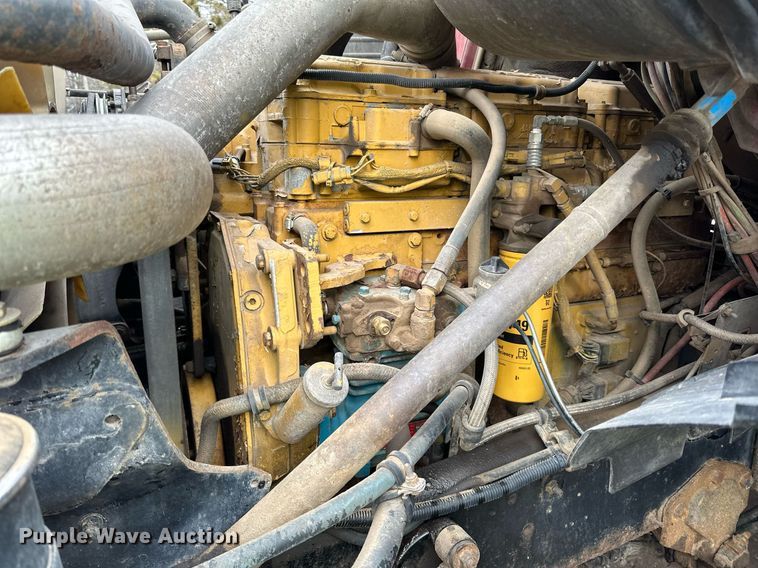 image for item DO3206 1999 Sterling LT9511 semi truck