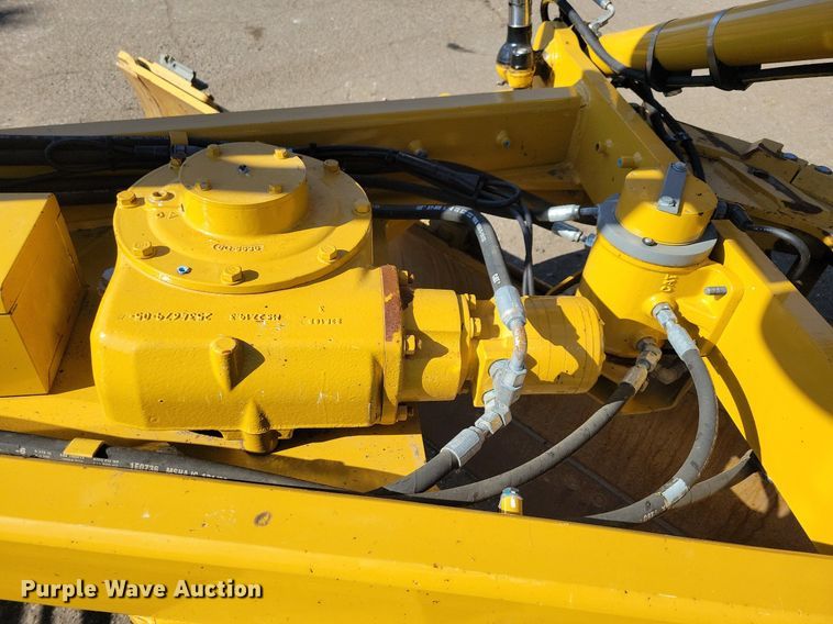 image for item DO3207 2018 Caterpillar  140M3 motor grader