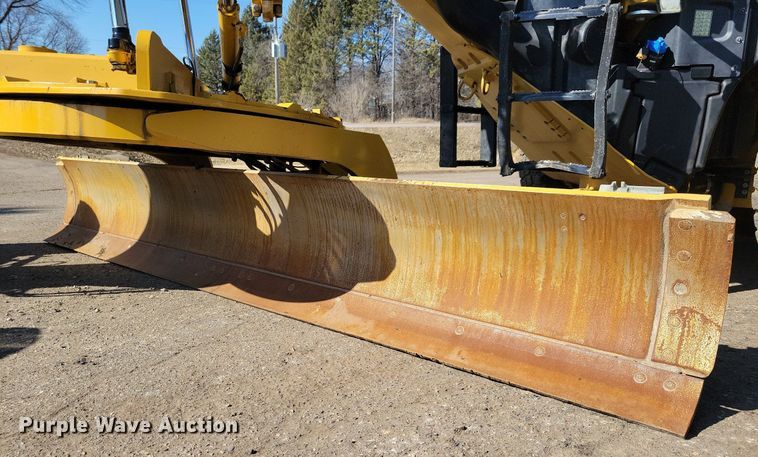 image for item DO3207 2018 Caterpillar  140M3 motor grader