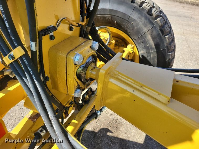 image for item DO3207 2018 Caterpillar  140M3 motor grader