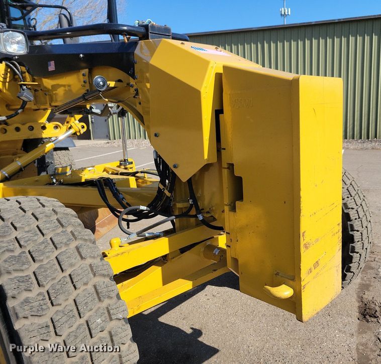 image for item DO3207 2018 Caterpillar  140M3 motor grader