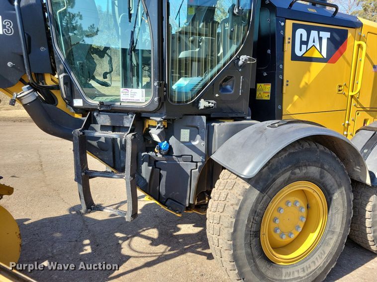 image for item DO3207 2018 Caterpillar  140M3 motor grader