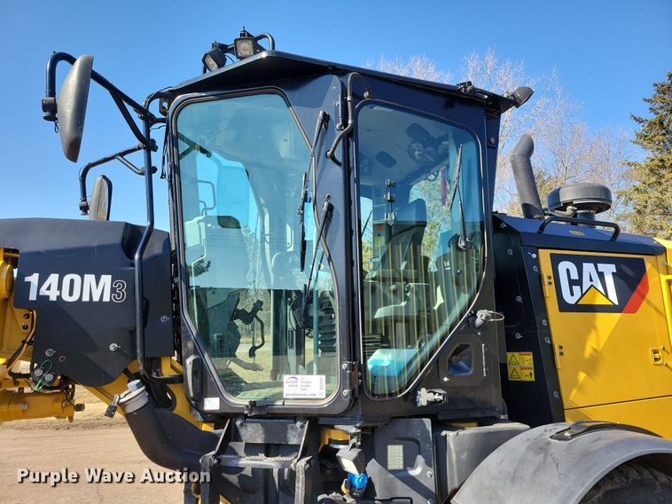 image for item DO3207 2018 Caterpillar  140M3 motor grader