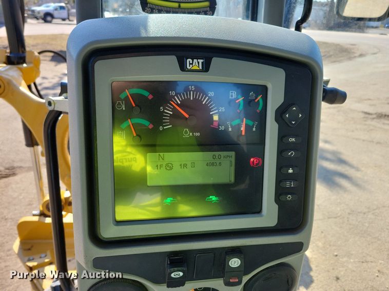 image for item DO3207 2018 Caterpillar  140M3 motor grader