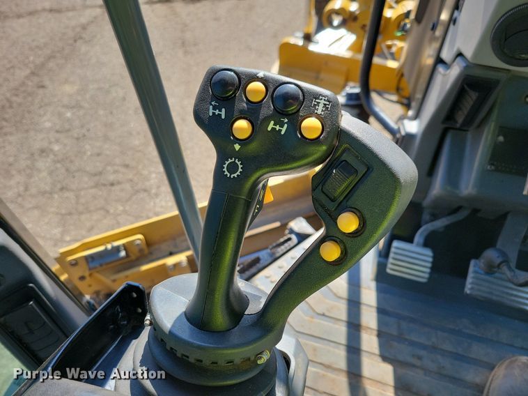 image for item DO3207 2018 Caterpillar  140M3 motor grader