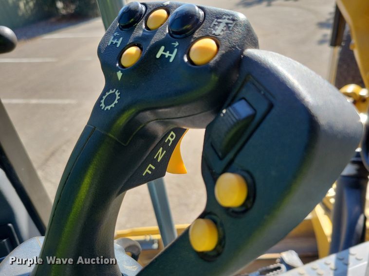 image for item DO3207 2018 Caterpillar  140M3 motor grader